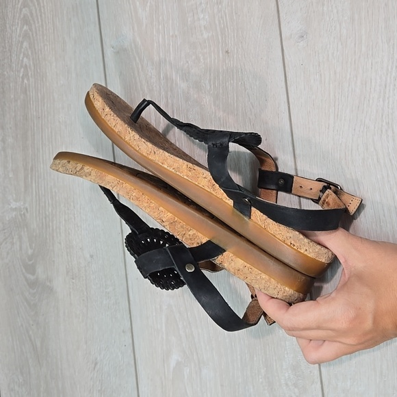 Ugg Women Ayden II Ankle Leather Wood Sandals T strap Sandals shoes sz 7 - Picture 9 of 11